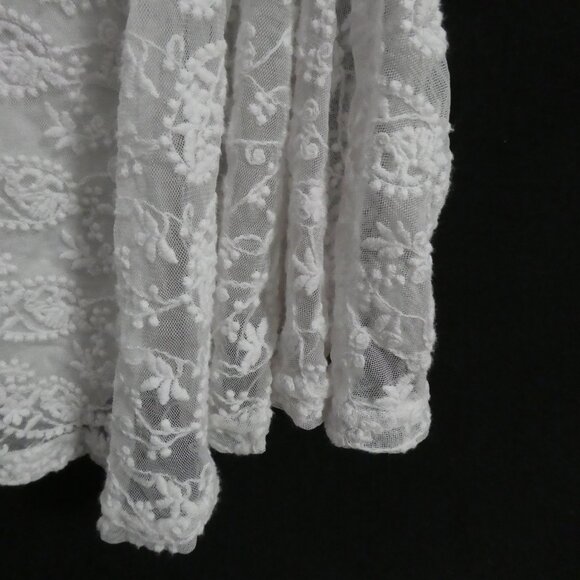 POL | medium | White Lined Floral Lace Adjustable Spaghetti Strap Dress - Picture 16 of 16